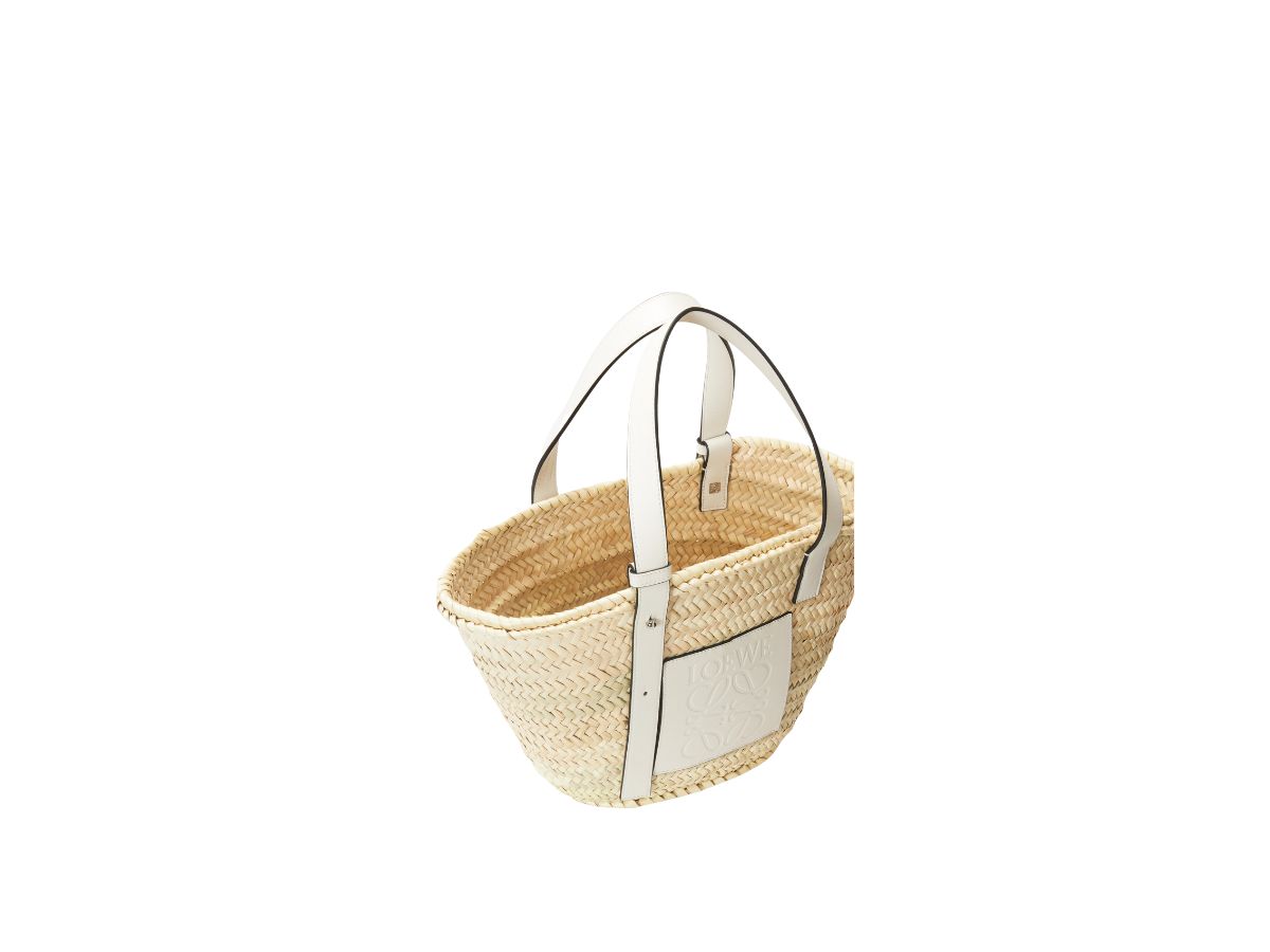 https://d2cva83hdk3bwc.cloudfront.net/loewe-basket-bag-in-palm-leaf-and-calfskin-natural-white-3.jpg