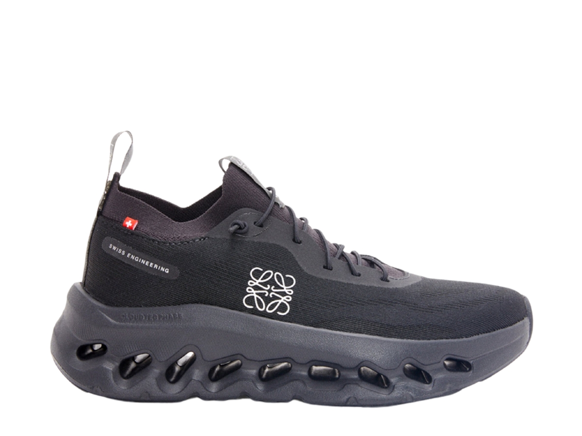 SASOM | รองเท้า Loewe Cloudtilt Sneaker In Polyester All Black เช็คราคา ...