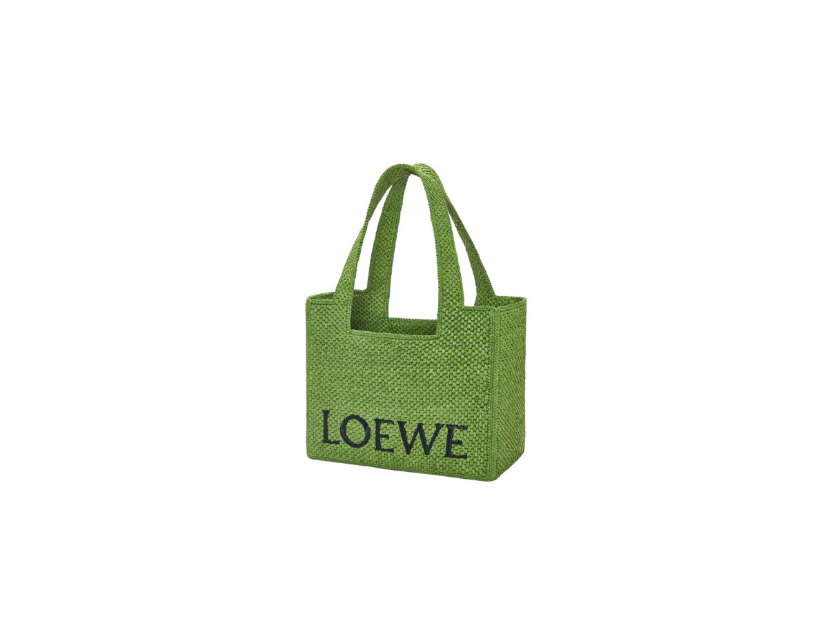 https://d2cva83hdk3bwc.cloudfront.net/loewe-medium-loewe-font-tote-in-raffia-green-2.jpg