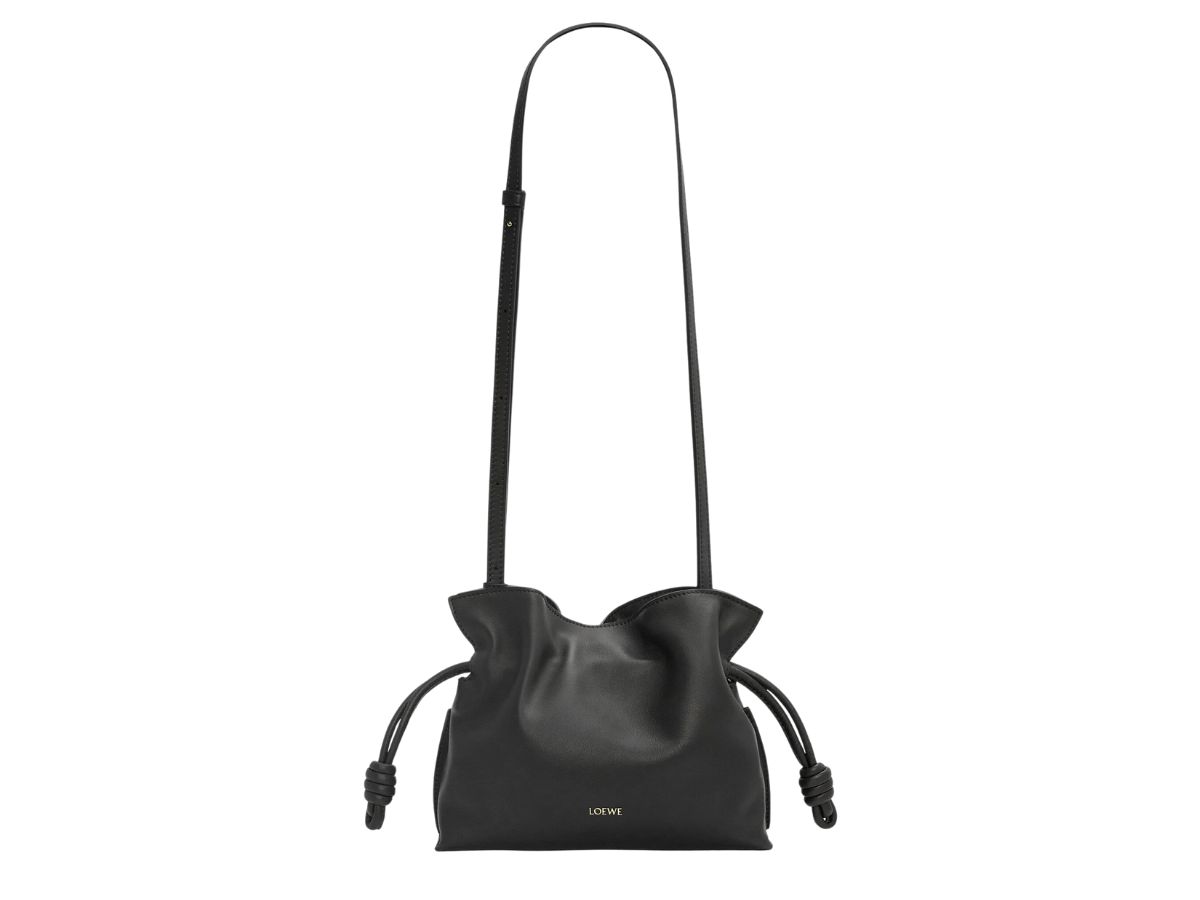 https://d2cva83hdk3bwc.cloudfront.net/loewe-mini-flamenco-clutch-in-nappa-calfskin-with-gold-loewe-embossed-black-4.jpg