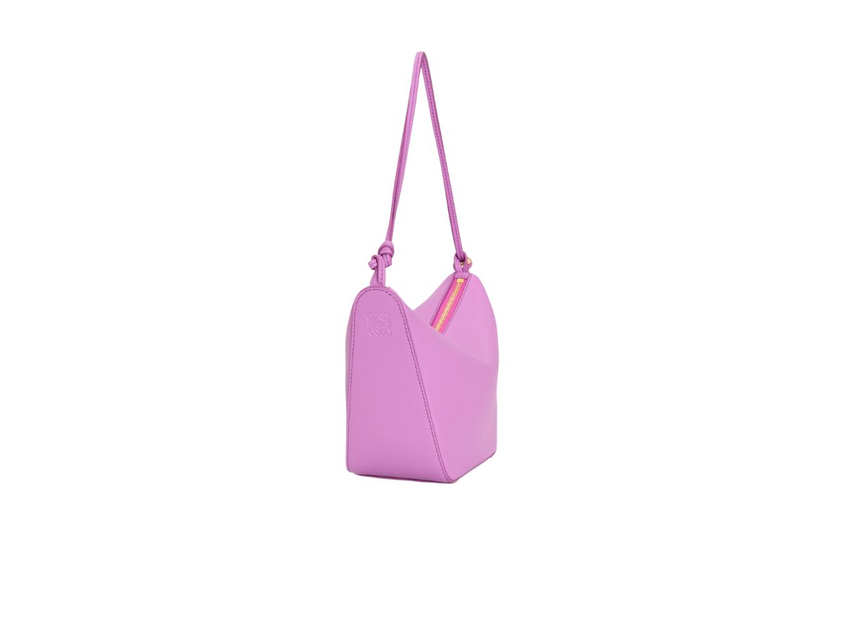 https://d2cva83hdk3bwc.cloudfront.net/loewe-mini-hammock-hobo-bag-in-classic-calfskin-with-gold-metallic-rockrose--3.jpg