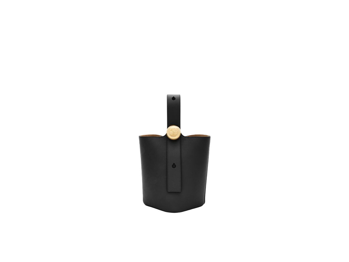 https://d2cva83hdk3bwc.cloudfront.net/loewe-mini-pebble-bucket-bag-in-mellow-calfskin-black-1.jpg