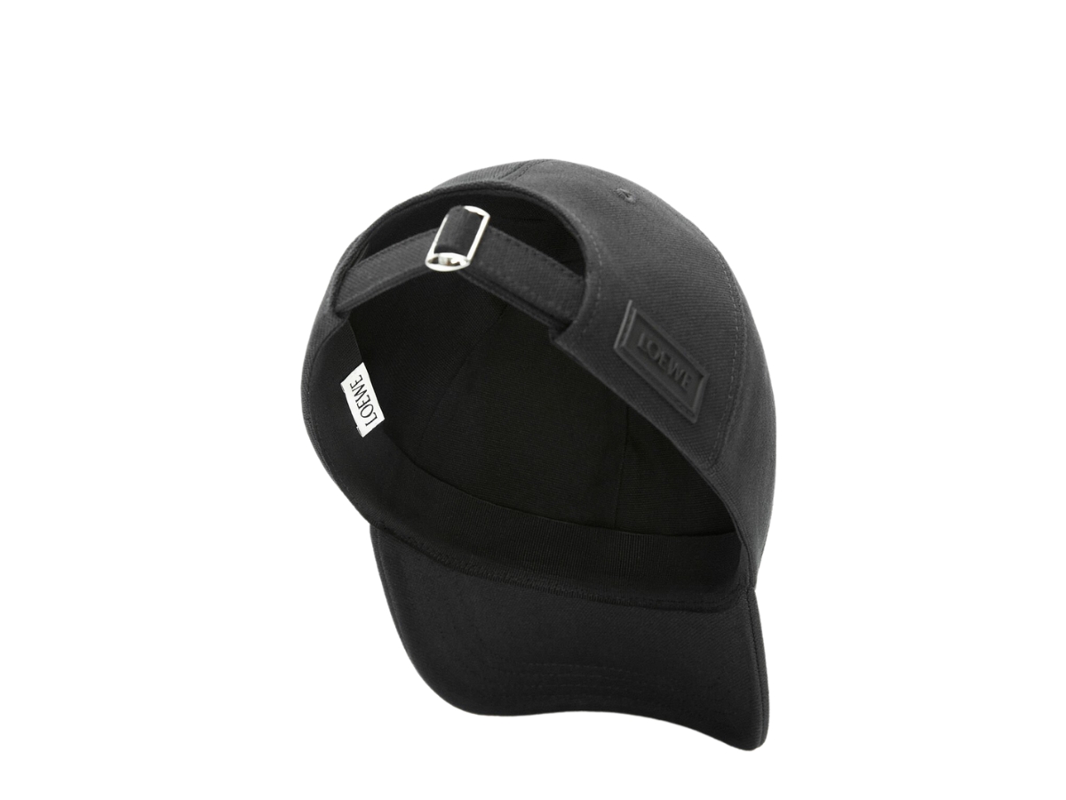https://d2cva83hdk3bwc.cloudfront.net/loewe-patch-cap-in-canvas-black-2.jpg
