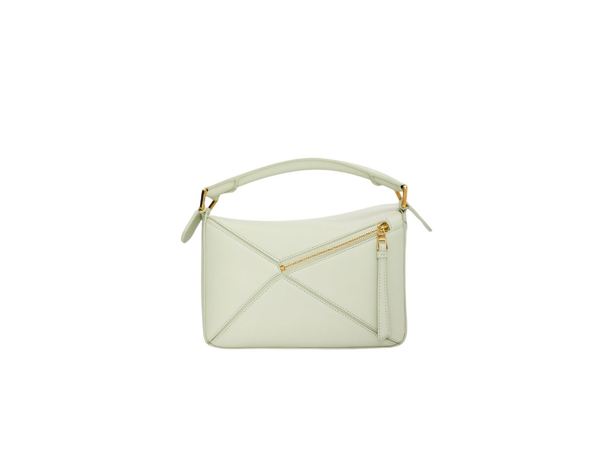 https://d2cva83hdk3bwc.cloudfront.net/loewe-small-puzzle-bag-in-satin-calfskin-with-gold-metallic-spring-jade-4.jpg