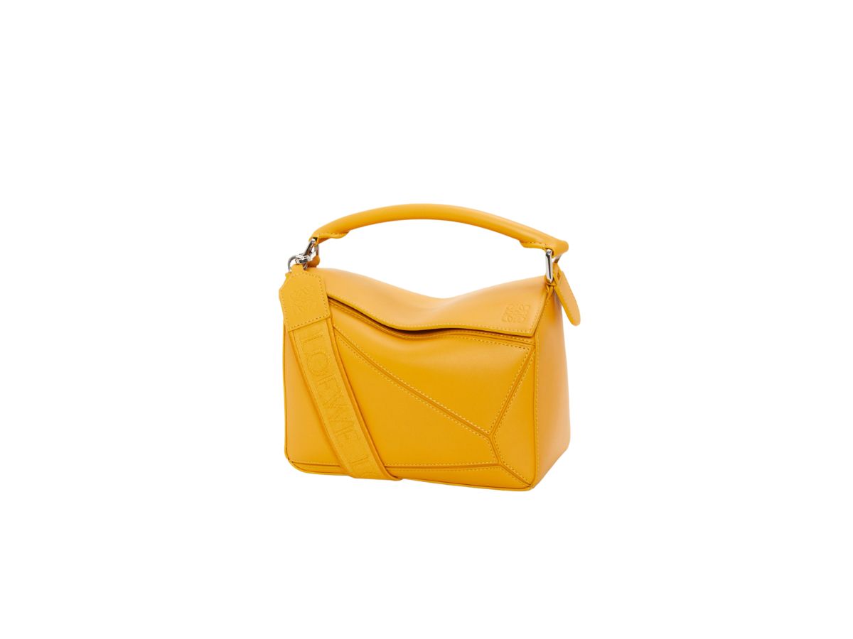 https://d2cva83hdk3bwc.cloudfront.net/loewe-small-puzzle-bag-in-satin-calfskin-with-palladium-metallic-sunflower-1.jpg