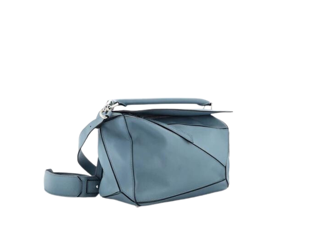 https://d2cva83hdk3bwc.cloudfront.net/loewe-small-puzzle-bag-soft-grained-calfskin-with-silver-metallic-blue-3.jpg