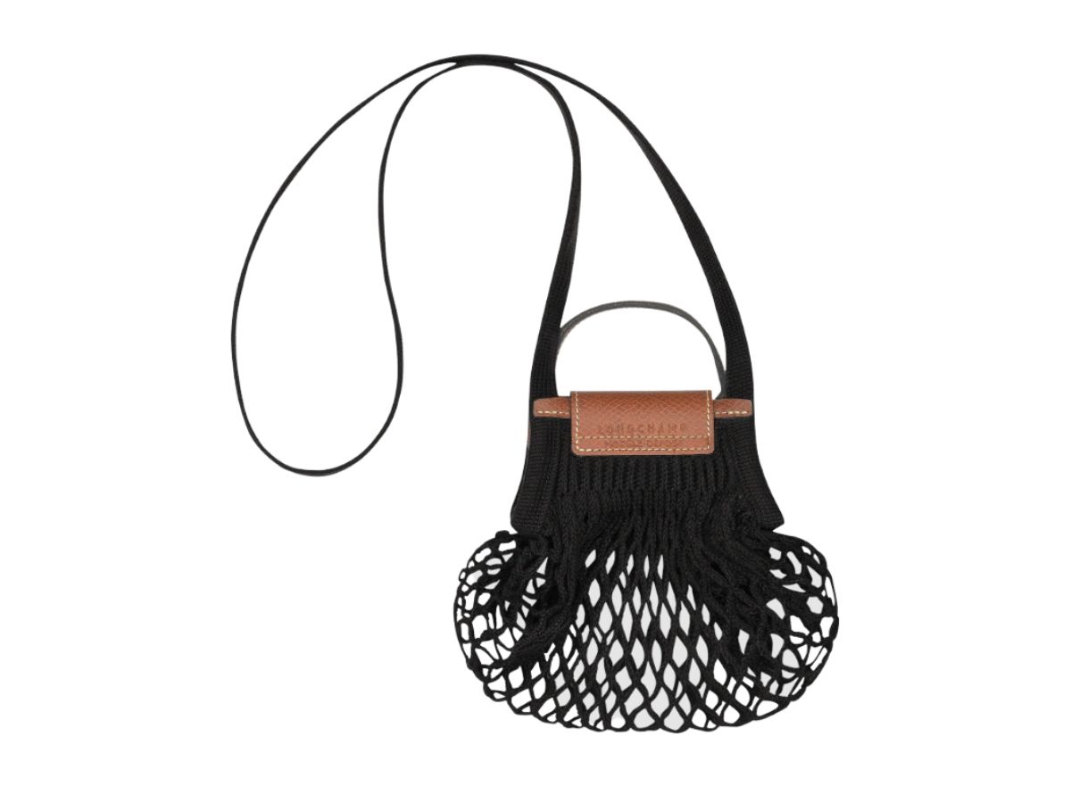 https://d2cva83hdk3bwc.cloudfront.net/longchamp-le-pliage-filet-crossbody-bag-xs-black-3.jpg