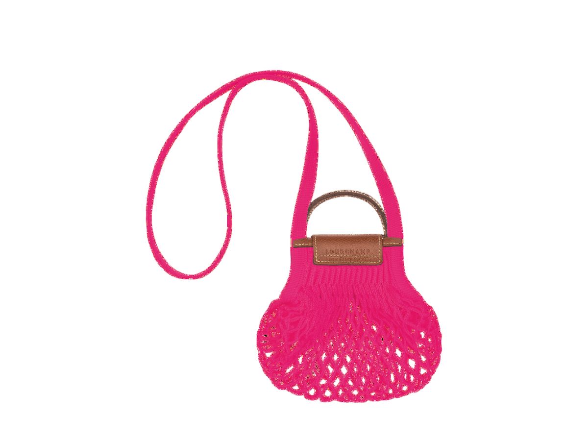 https://d2cva83hdk3bwc.cloudfront.net/longchamp-le-pliage-filet-xs-mesh-bag-in-canvas-with-gold-color-metallic-hardware-candy-3.jpg