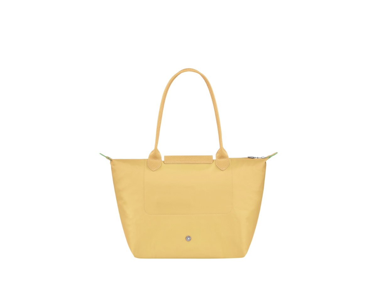 https://d2cva83hdk3bwc.cloudfront.net/longchamp-le-pliage-green-m-tote-bag-in-recycled-polyamide-canvas-with-silver-color-metallic-hardware-wheat-2.jpg