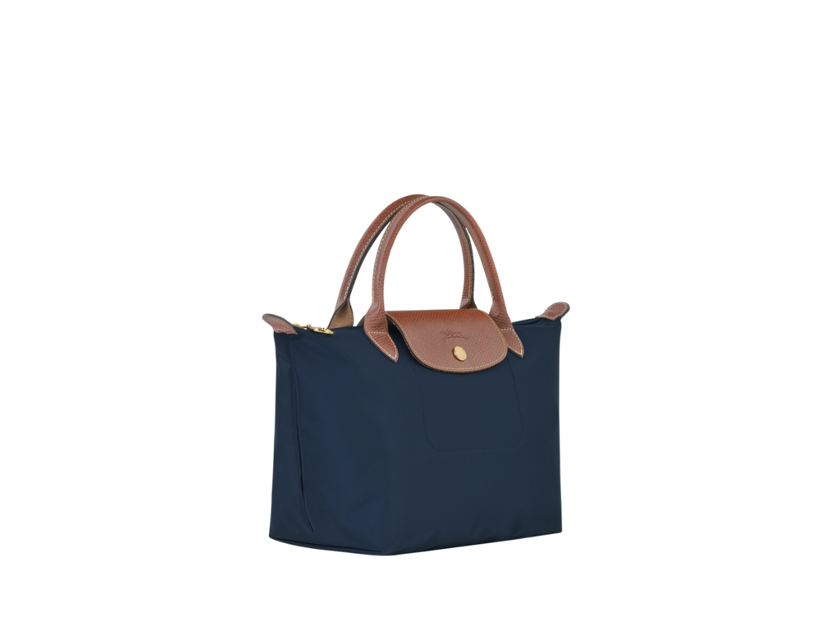 https://d2cva83hdk3bwc.cloudfront.net/longchamp-le-pliage-original-s-handbag-in-recycled-canvas-with-gold-color-metallic-hardware-navy-2.jpg
