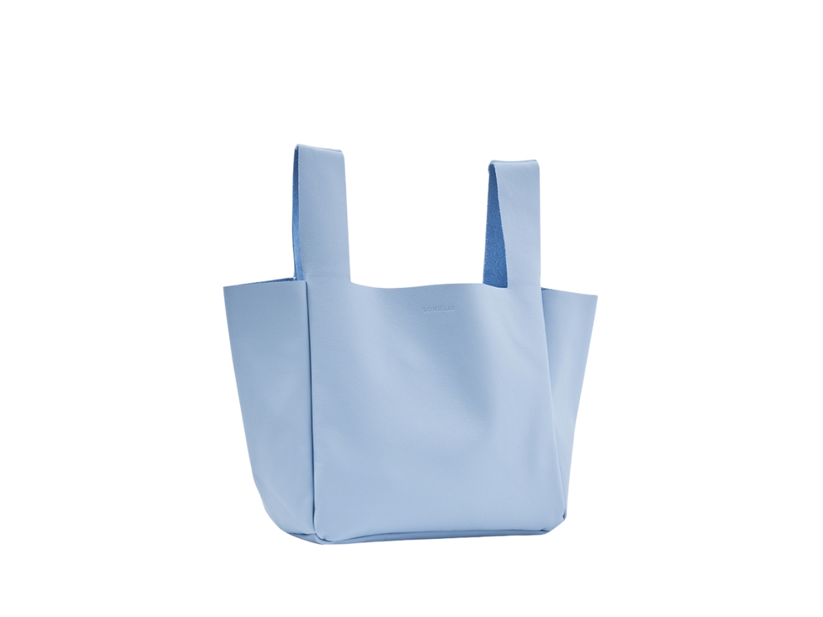 https://d2cva83hdk3bwc.cloudfront.net/longlai-jekyll---hyde-large-tote-bag-pastel---blue-2.jpg