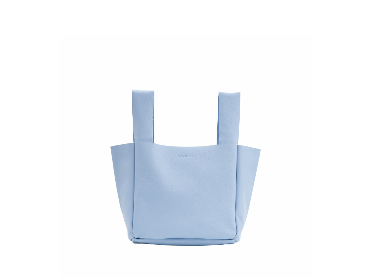 https://d2cva83hdk3bwc.cloudfront.net/longlai-jekyll---hyde-medium-tote-bag-pastel---blue-1.jpg