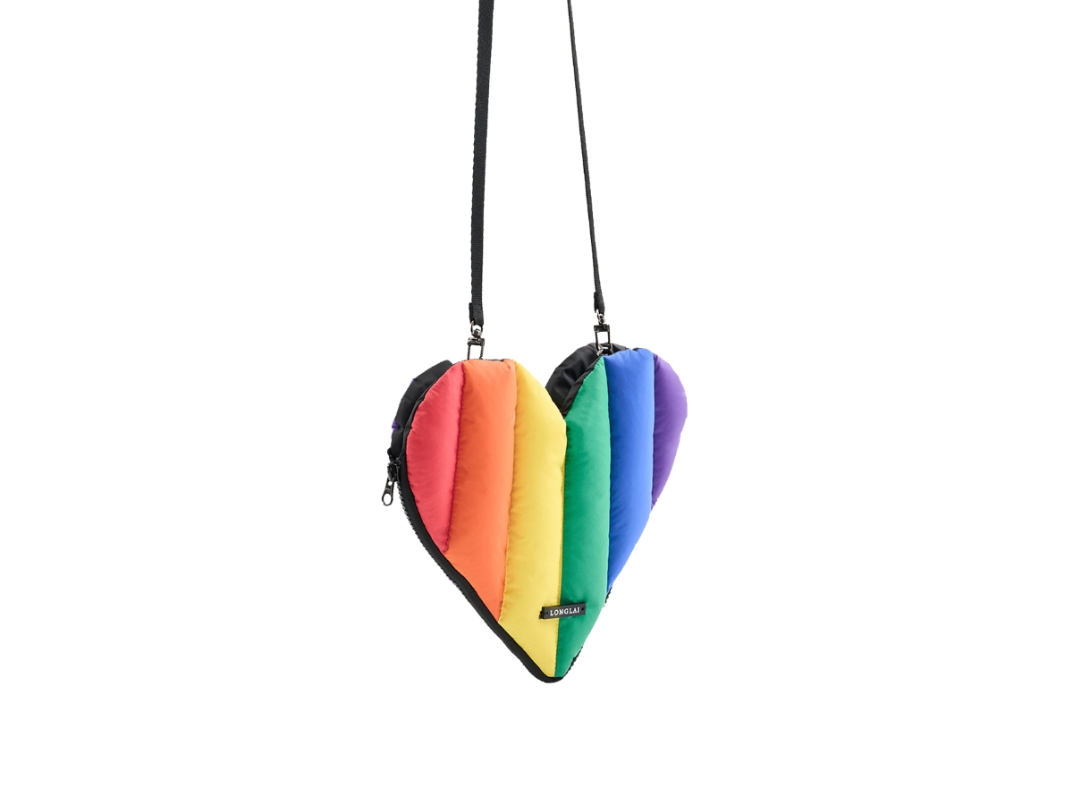 https://d2cva83hdk3bwc.cloudfront.net/longlai-pride-heart-tote-bag-black-4.jpg