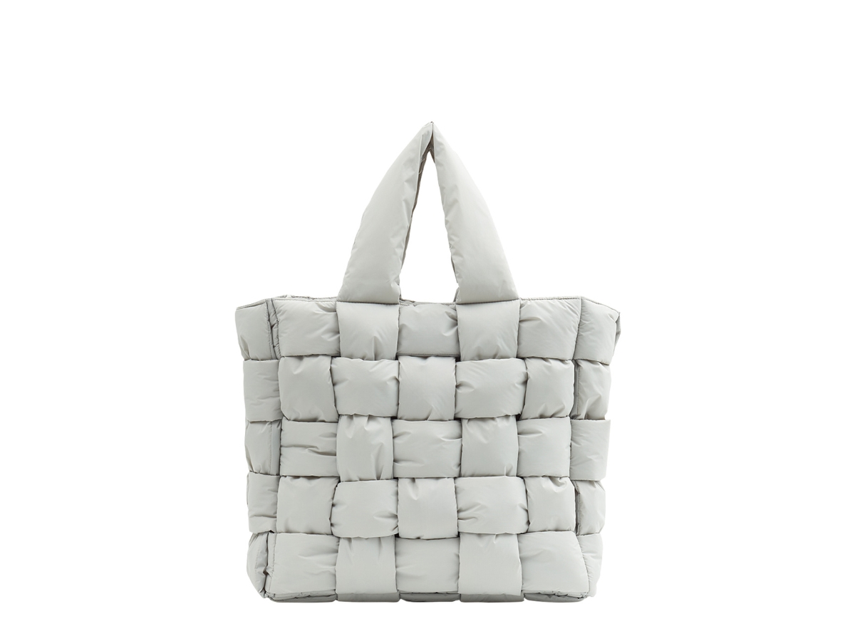 https://d2cva83hdk3bwc.cloudfront.net/longlai-weavee-large-tote-bag-gray-3.jpg