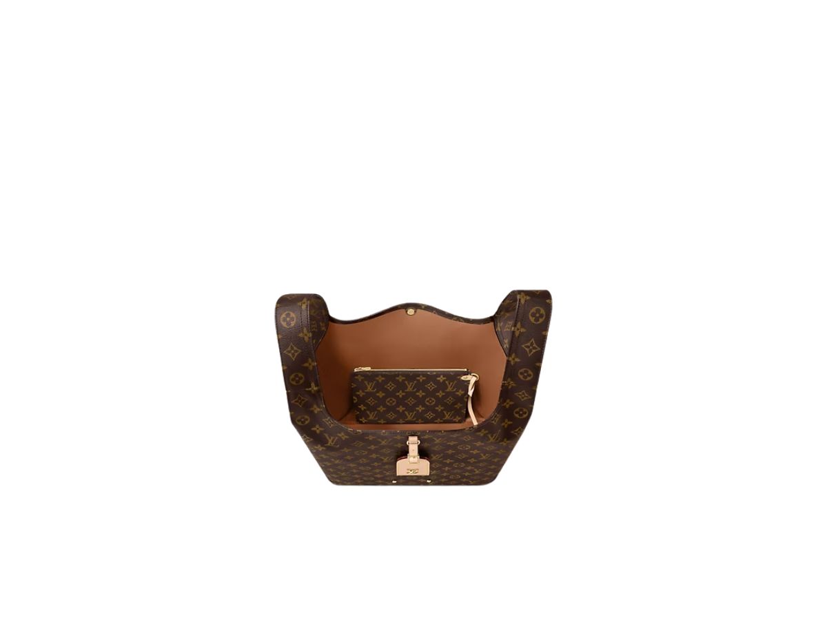 https://d2cva83hdk3bwc.cloudfront.net/louis-vuitton-atlantis-gm-bag-in-monogram-canvas-with-gold-colour-hardware-3.jpg