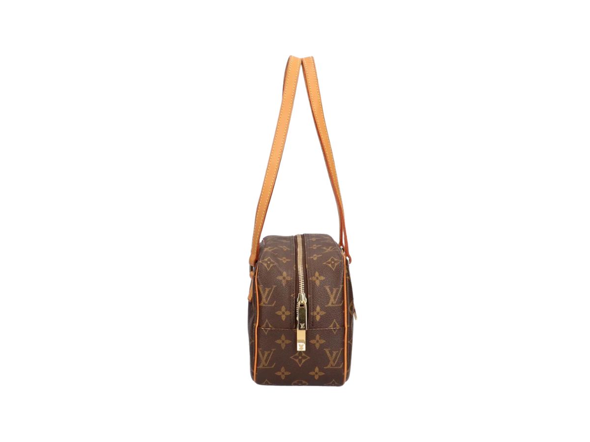 https://d2cva83hdk3bwc.cloudfront.net/louis-vuitton-cite-mm-in-monogram-canvas-and-cowhide-leather-trim-with-gold-color-hardware-3.jpg