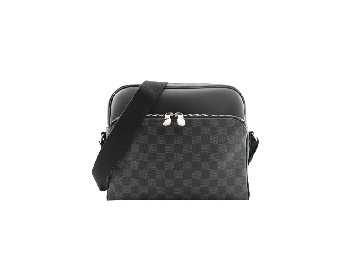 https://d2cva83hdk3bwc.cloudfront.net/louis-vuitton-dayton-pm-in-damier-graphite-canvas-1.jpg