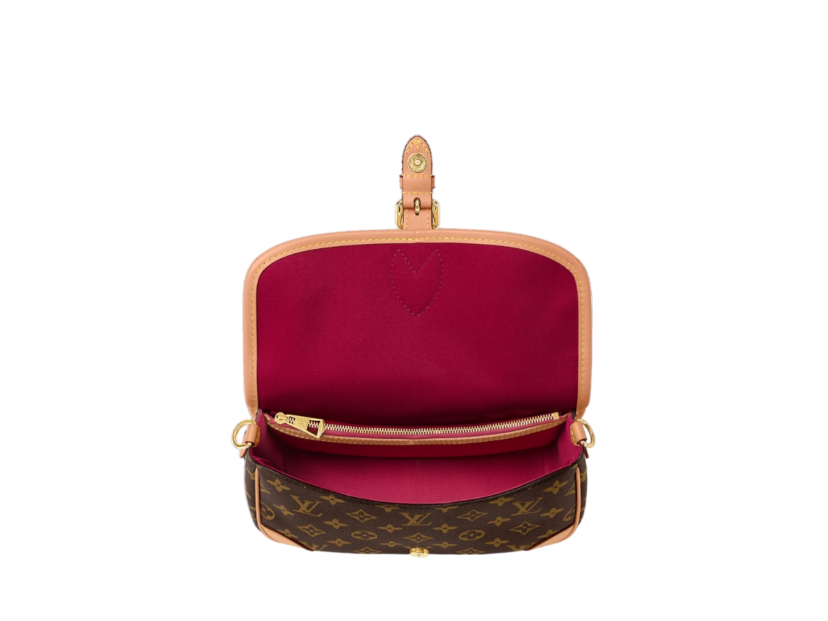 SASOM | กระเป๋า Louis Vuitton Diane In Monogram Canvas With Gold-Colour ...