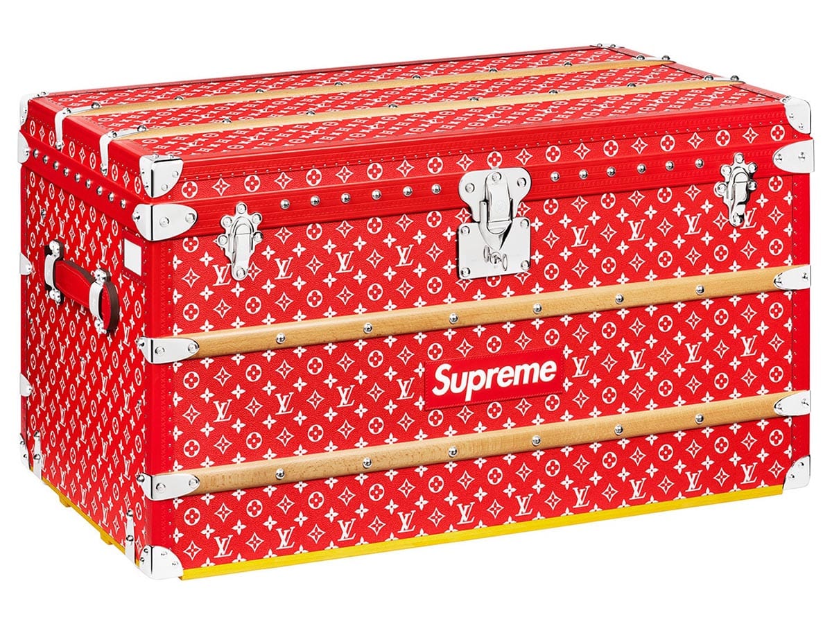 https://d2cva83hdk3bwc.cloudfront.net/louis-vuitton-malle-courrier-trunk-monogram-supreme-90-red-1.jpg