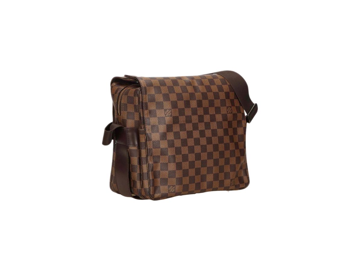 https://d2cva83hdk3bwc.cloudfront.net/louis-vuitton-naviglio-bag-in-damier-ebene-canvas-2.jpg