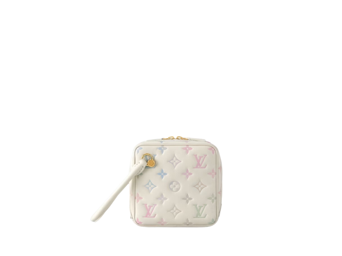 https://d2cva83hdk3bwc.cloudfront.net/louis-vuitton-new-square-bag-in-lambskin-with-gold-color-hardware-quartz-and-multicolor-4.jpg