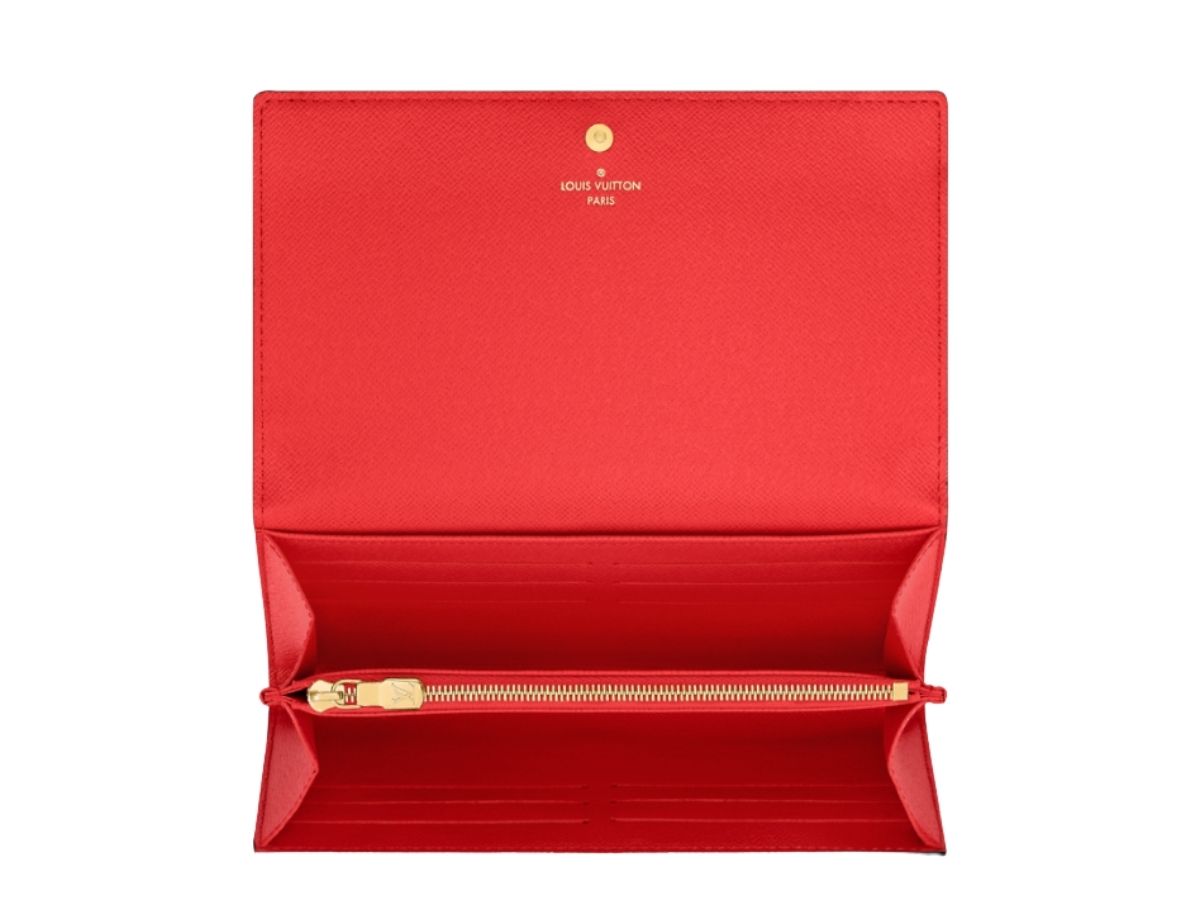 https://d2cva83hdk3bwc.cloudfront.net/louis-vuitton-sarah-wallet-exclusive-christmas-2020-2.jpg