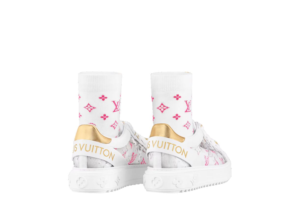 https://d2cva83hdk3bwc.cloudfront.net/louis-vuitton-time-out-trainers-with-the-monogram-pattern-gold-5.jpg