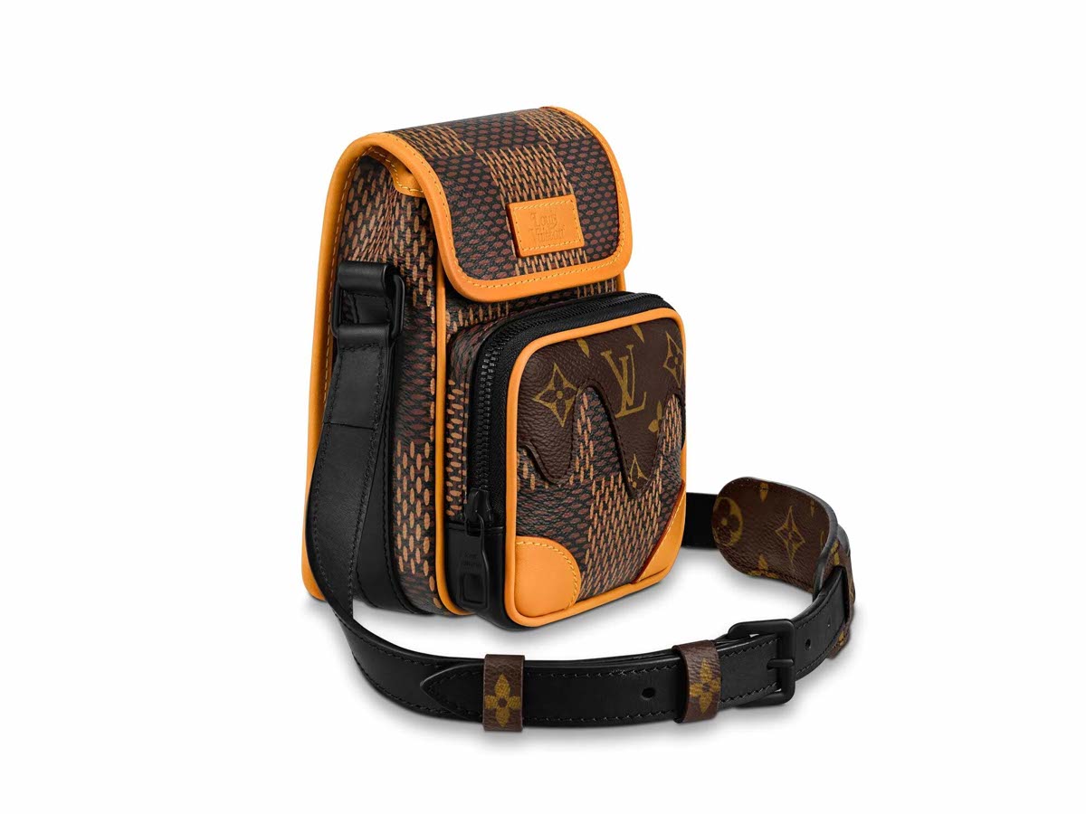 https://d2cva83hdk3bwc.cloudfront.net/louis-vuitton-x-nigo-nano-amazone-messenger-2.jpg