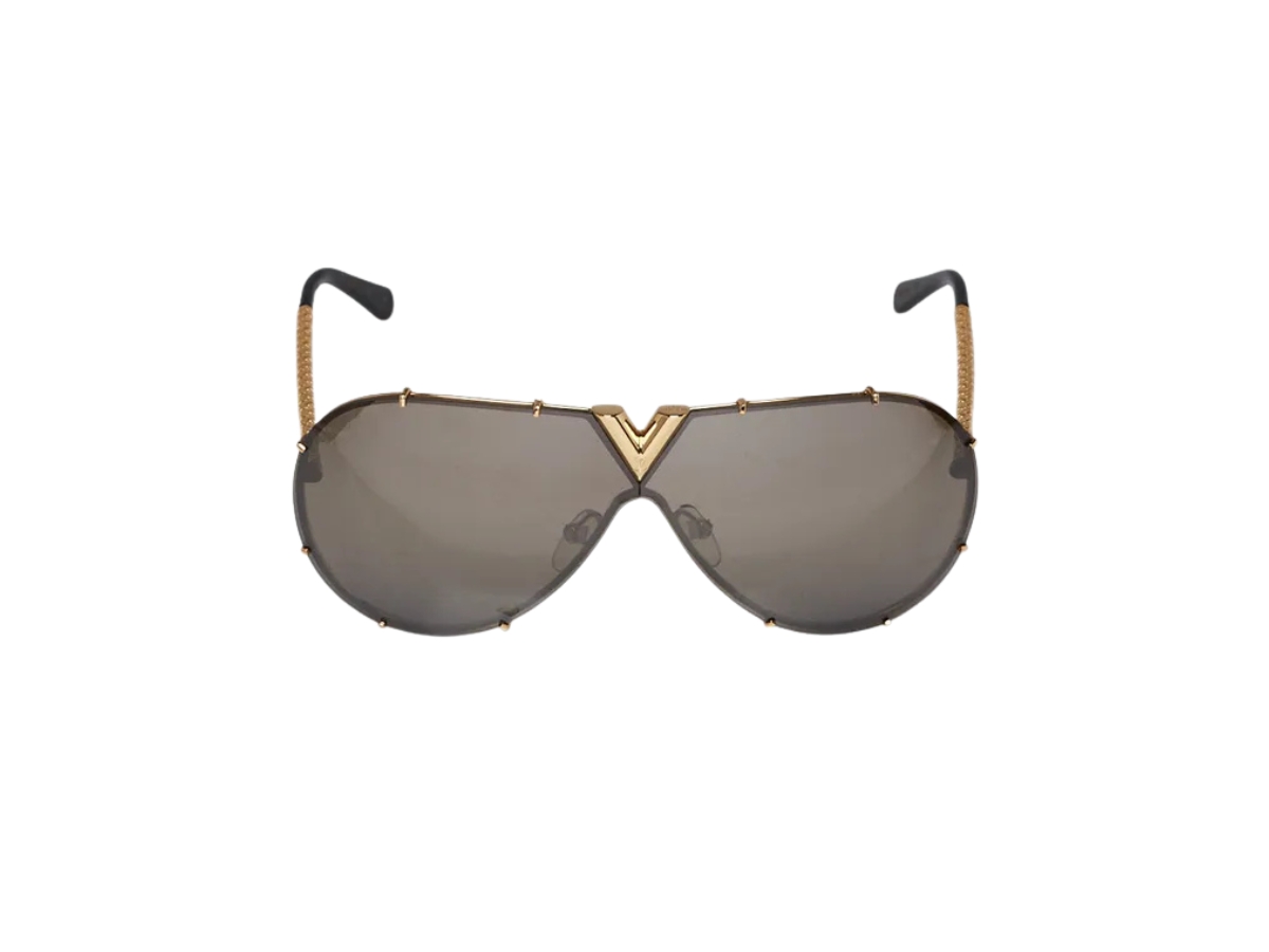 https://d2cva83hdk3bwc.cloudfront.net/lv-gsalvdsb-louis-vuitton-drive-sunglasses-back-2.jpg