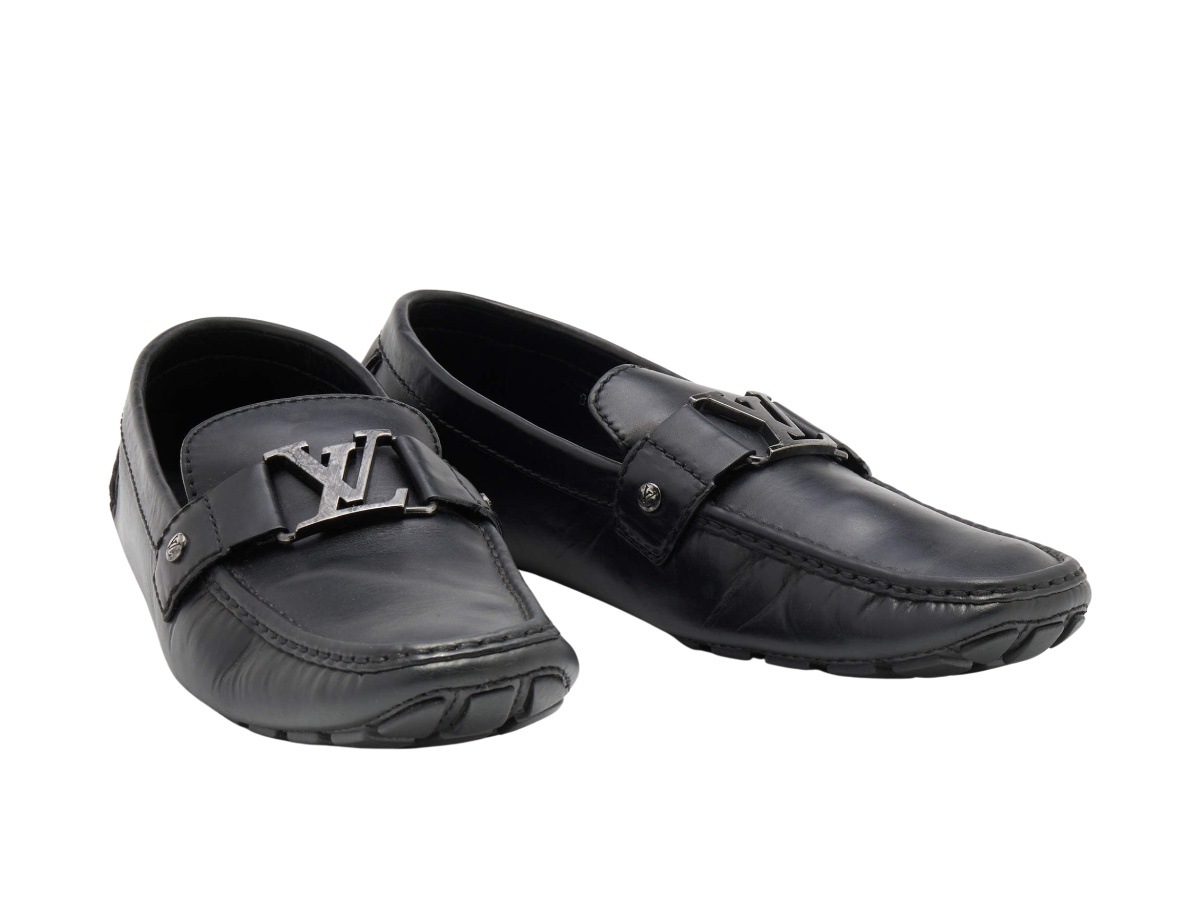 https://d2cva83hdk3bwc.cloudfront.net/lv-loslvmcsolilnwgmthn-louis-vuitton-monte-carlo-slip-on-loafers-in-leather-noir-with-gun-metal-tone-hardware-noir-4.jpg