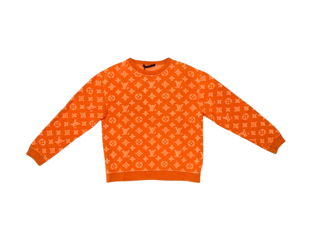 https://d2cva83hdk3bwc.cloudfront.net/lv-lsalvmcso-louis-vuitton-monogram-crewneck-sweatshirt-orange-1.jpg