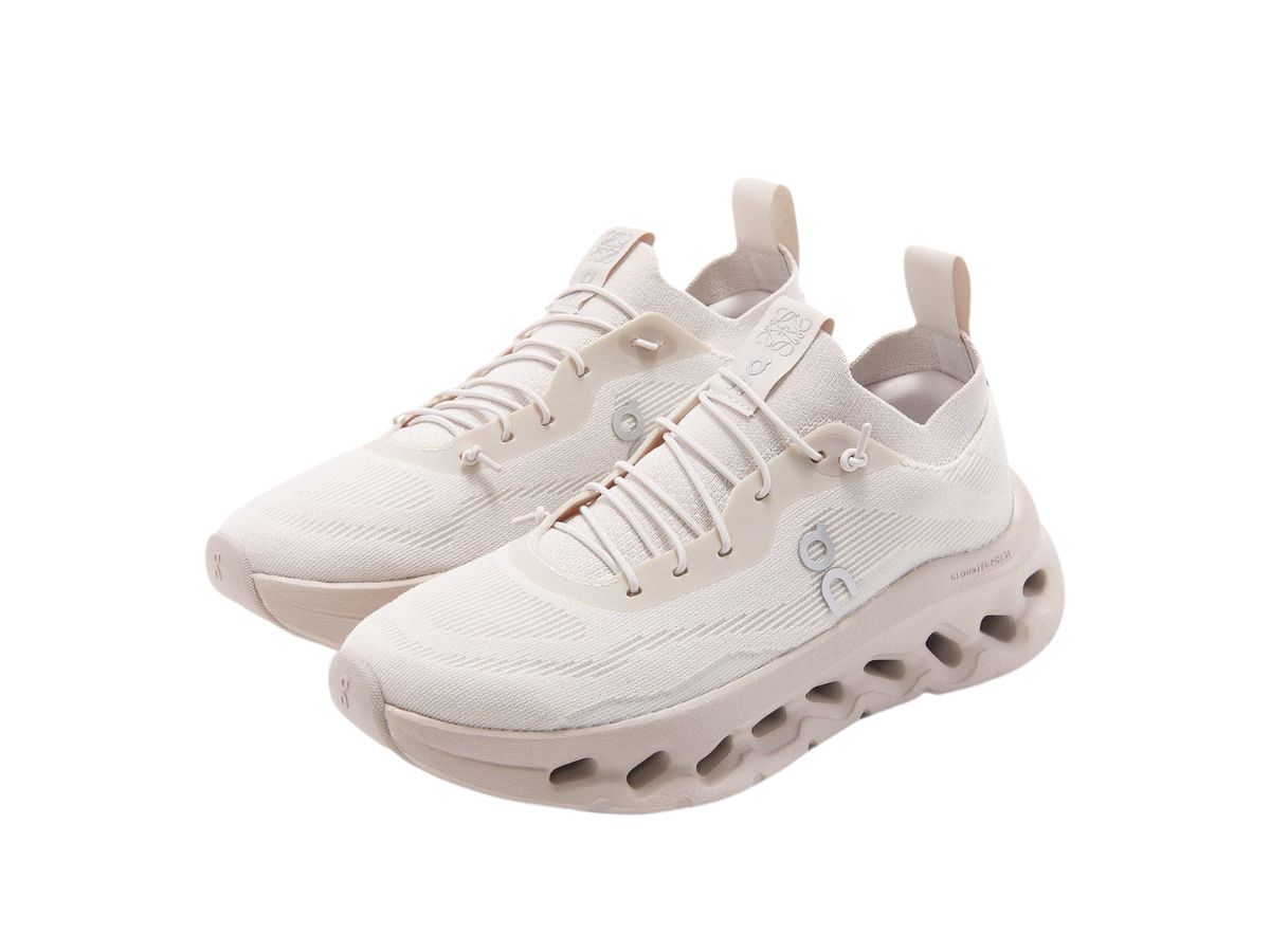 https://d2cva83hdk3bwc.cloudfront.net/m929282x15-2150-loewe-x-on-running-cloudtilt-sand-2.jpg
