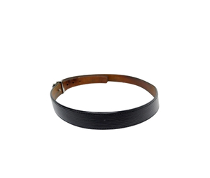 https://d2cva83hdk3bwc.cloudfront.net/m9553-louis-vuitton-lv-logo-belt-in-black-epi-leather-with-silver-hardware-2.jpg