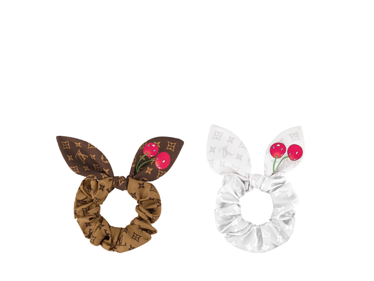 https://d2cva83hdk3bwc.cloudfront.net/m96069-louis-vuitton-x-takashi-murakami-monogram-cerise-set-of-scrunchies-white-and-brown-2.jpg