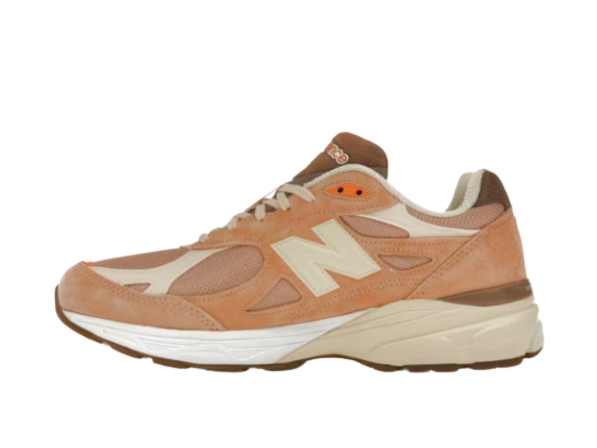 https://d2cva83hdk3bwc.cloudfront.net/m990sz3-new-balance-990v3-miusa-size-exclusive-orange-cream-2.jpg