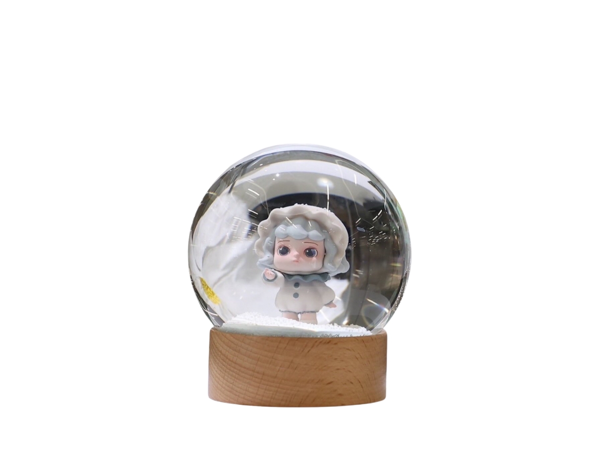 Buy Mackcha Baby Chalotte Winter Snow Globe at Sasom – Authentic and Ready to Ship