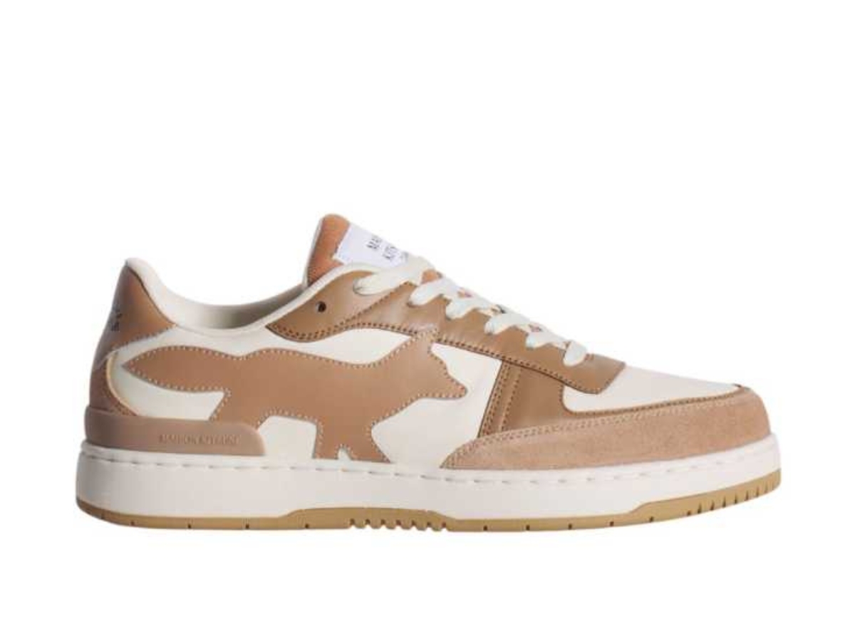 https://d2cva83hdk3bwc.cloudfront.net/maison-kitsune_maison-kitsune-chiru-trainers-latte-sepia-women-1.jpg