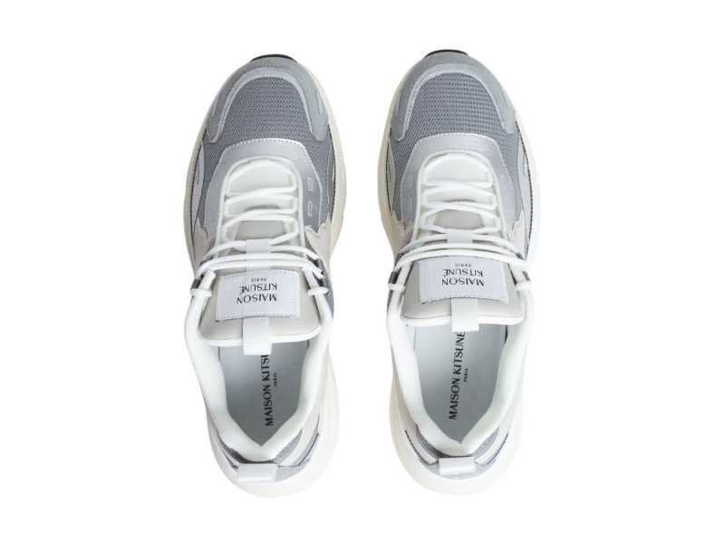 https://d2cva83hdk3bwc.cloudfront.net/maison-kitsune_maison-kitsune-sora-runner-silver-patina-4.jpg