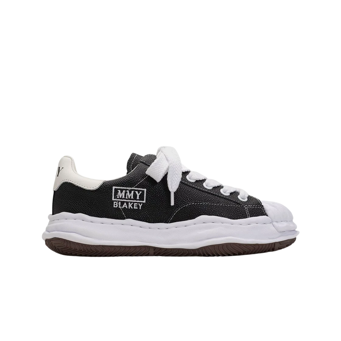 https://d2cva83hdk3bwc.cloudfront.net/maison-mihara-yasuhiro-blakey-og-sole-embossed-leather-low-top-sneakers-black-2.jpg