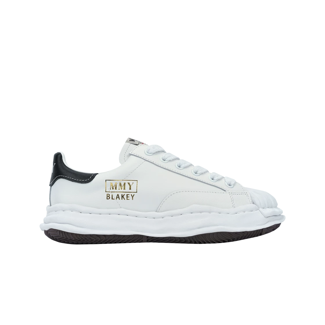 https://d2cva83hdk3bwc.cloudfront.net/maison-mihara-yasuhiro-blakey-og-sole-leather-low-top-sneakers-white-2.jpg