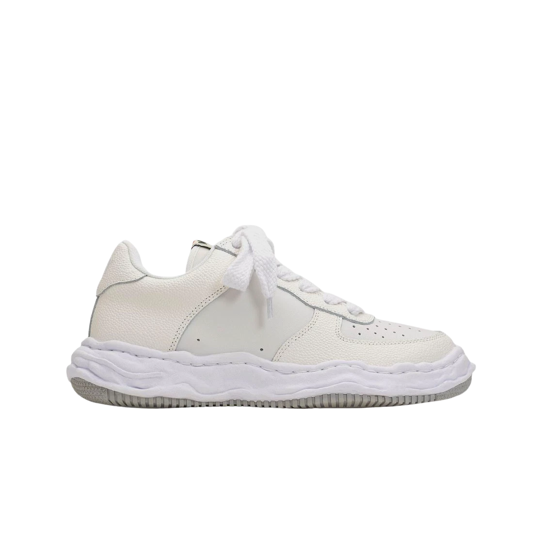 https://d2cva83hdk3bwc.cloudfront.net/maison-mihara-yasuhiro-wayne-og-sole-embossed-leather-low-top-sneakers-white-2.jpg