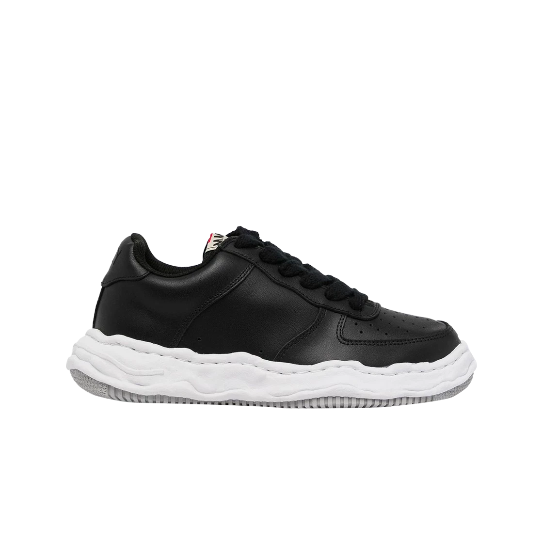 https://d2cva83hdk3bwc.cloudfront.net/maison-mihara-yasuhiro-wayne-og-sole-leather-low-top-sneakers-black-2.jpg