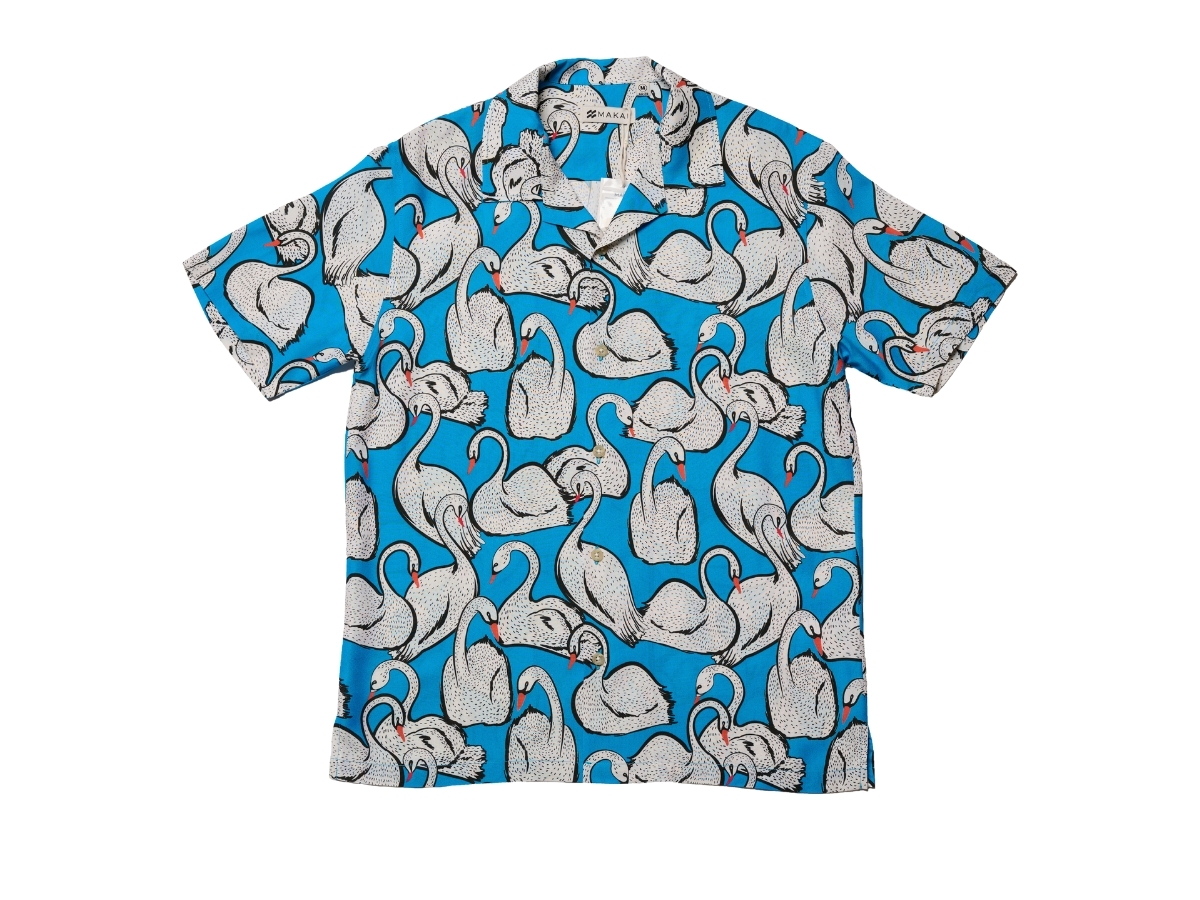 https://d2cva83hdk3bwc.cloudfront.net/makai-copenhagen-rayon-hawaiian-shirt-1.jpg