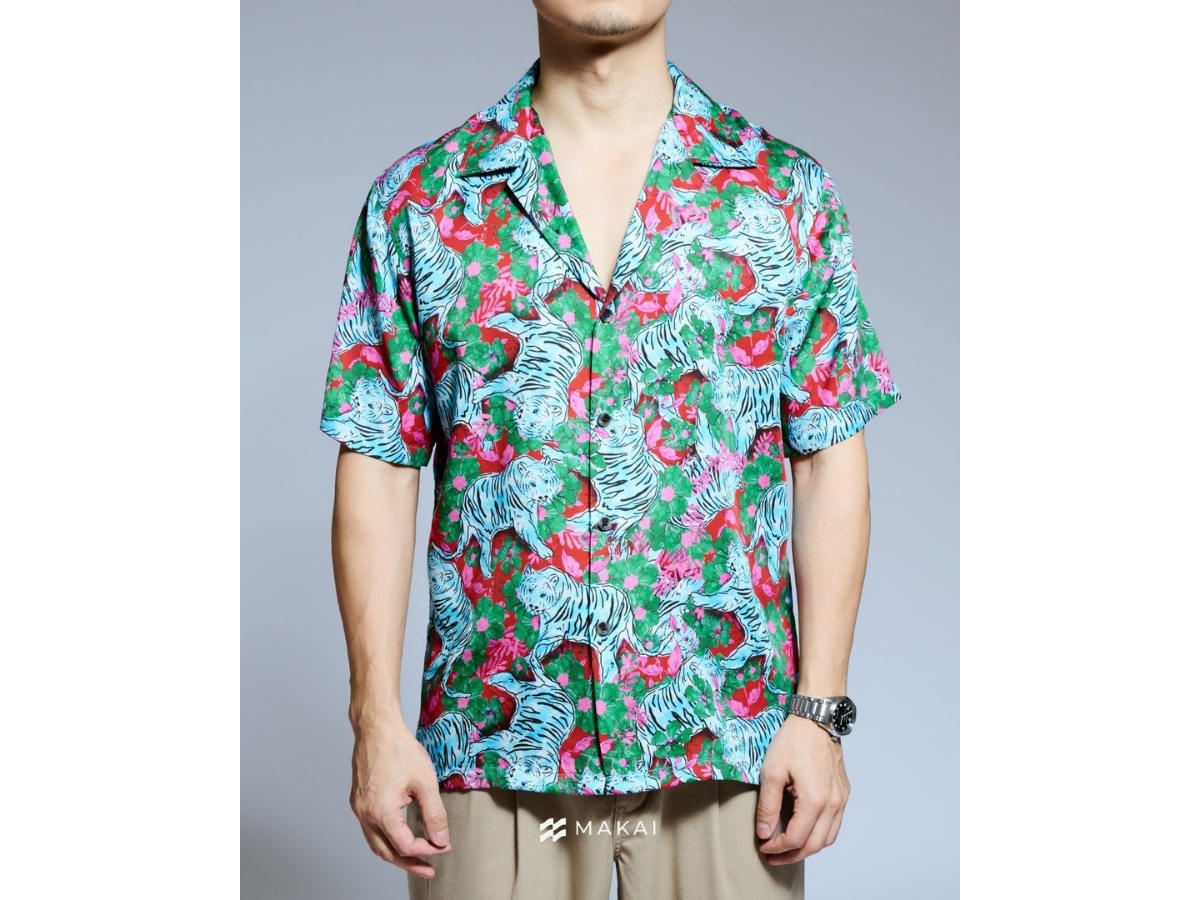https://d2cva83hdk3bwc.cloudfront.net/makai-pohela-lyocell-hawaiian-shirt-2.jpg