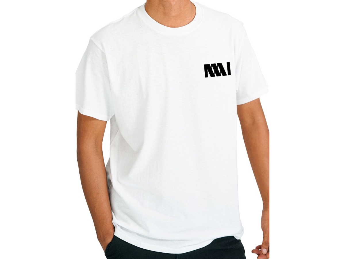 https://d2cva83hdk3bwc.cloudfront.net/mana-white-t-shirt-premium-cotton-100-regular-fit-3.jpg