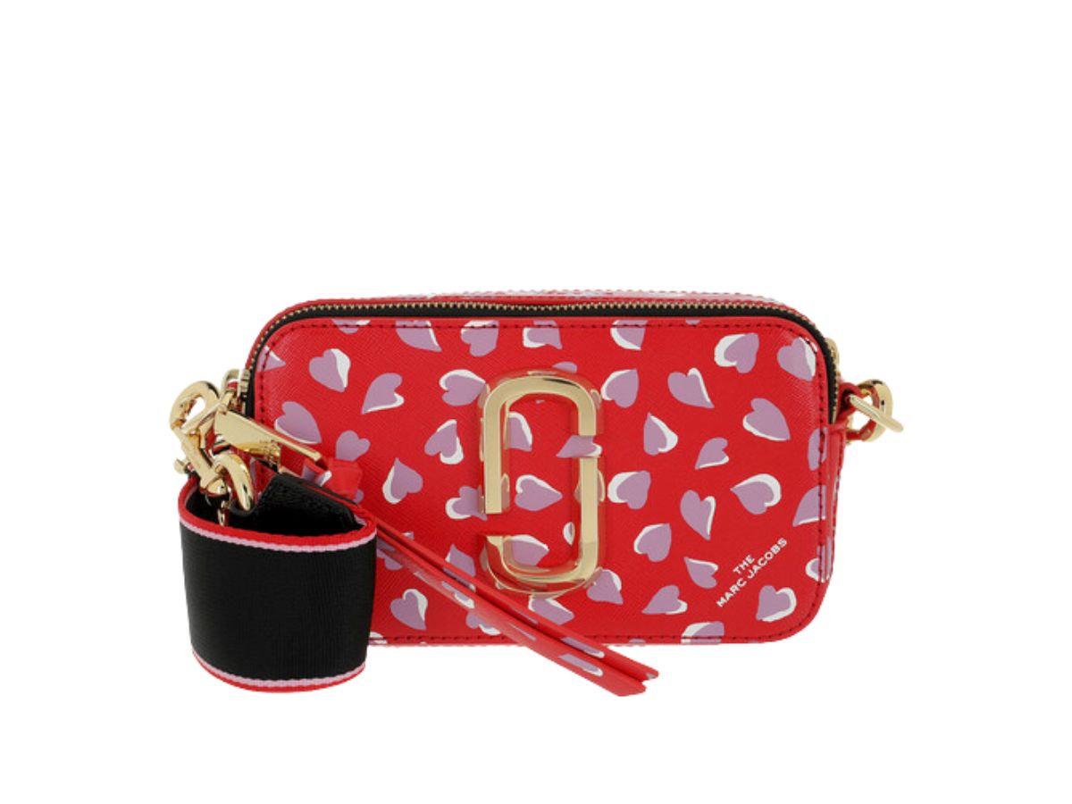 Marc Jacobs Snapshot Small Camera Bag in Poppy Red | Bags, Nylon cross body  bag, Marc jacobs bag