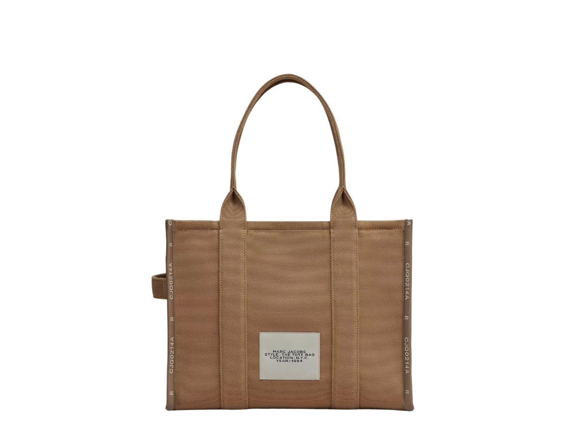 SASOM กระเป๋า Marc Jacobs The Jacquard Large Tote Bag Camel เช็คราคา