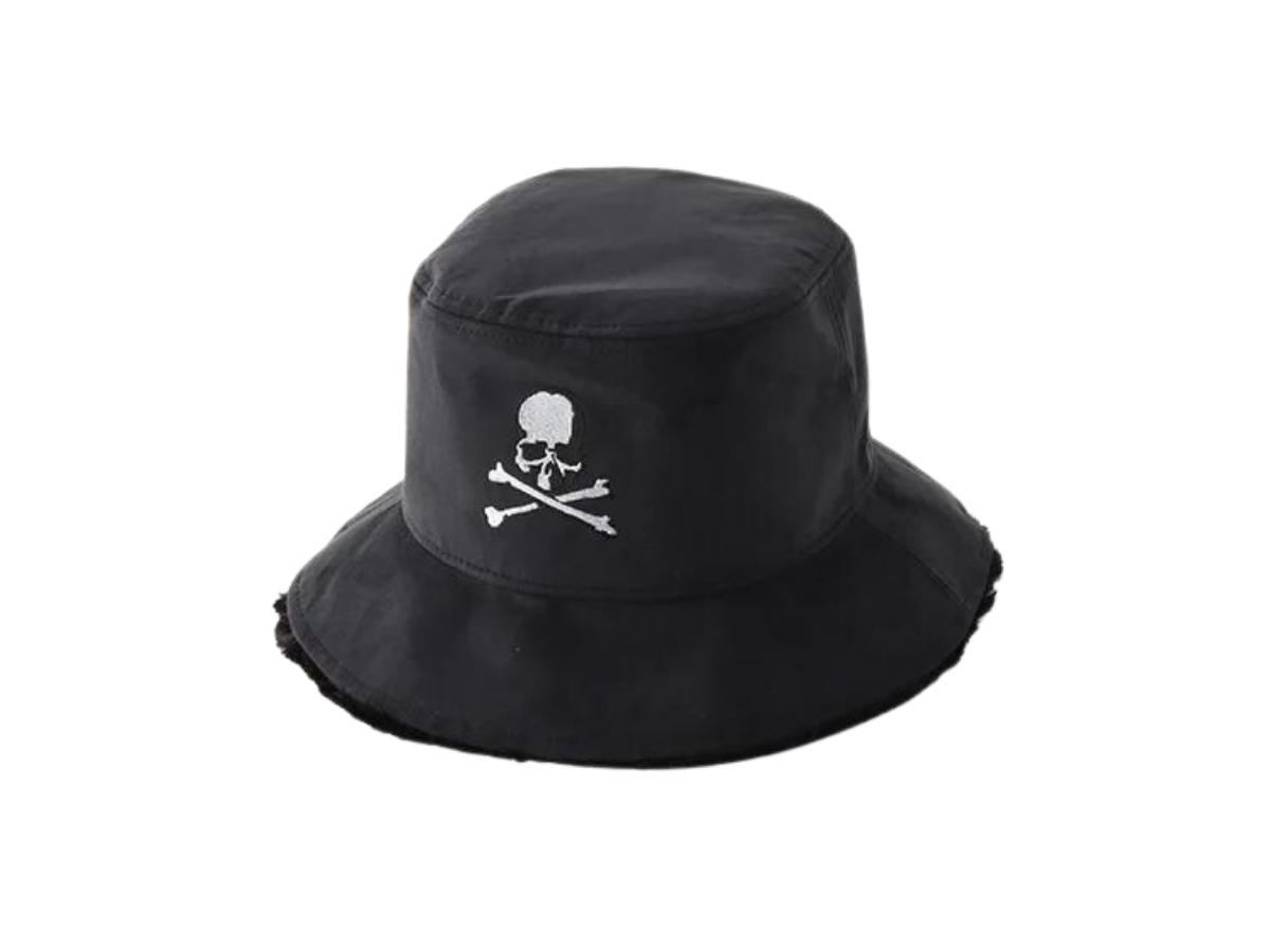 https://d2cva83hdk3bwc.cloudfront.net/mastermind-world-mw-faux-fur-bucket-hat-black-1.jpg