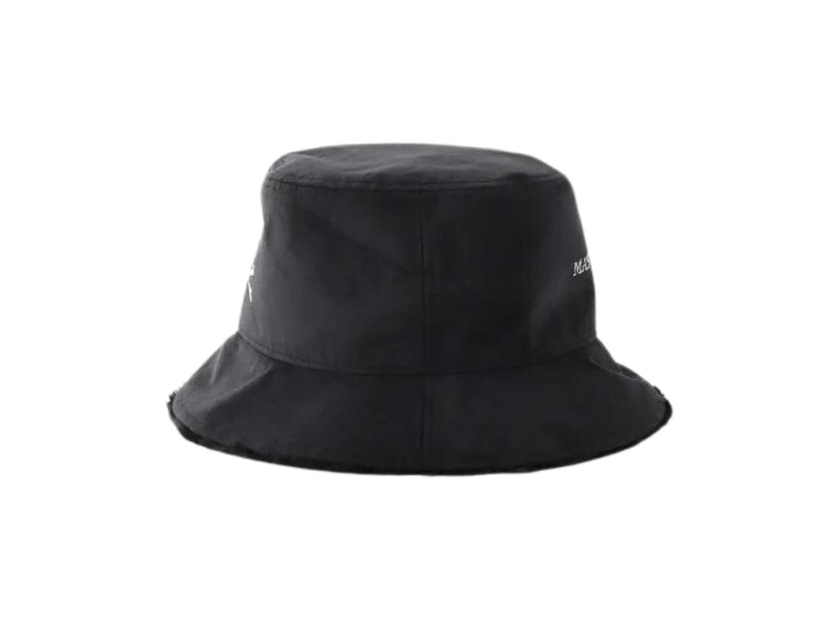 https://d2cva83hdk3bwc.cloudfront.net/mastermind-world-mw-faux-fur-bucket-hat-black-2.jpg