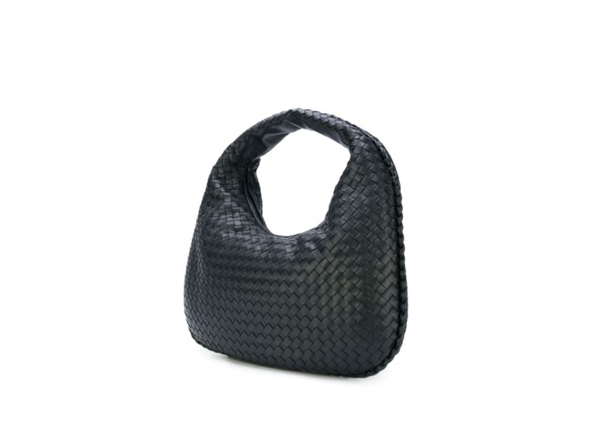 https://d2cva83hdk3bwc.cloudfront.net/medium-veneta-bag-bottega-veneta-bag-borsa-black-3.jpg